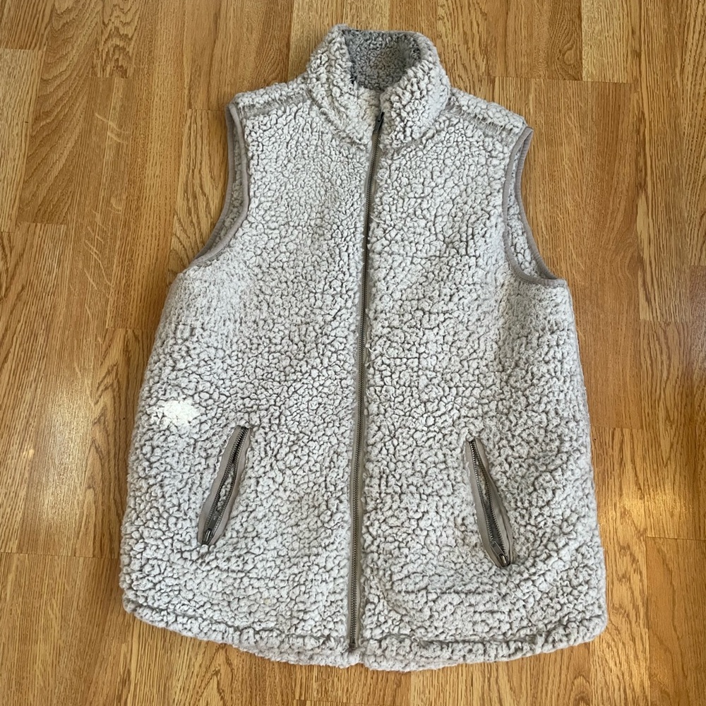 Thread & Supply Soft Gray Sherpa Vest